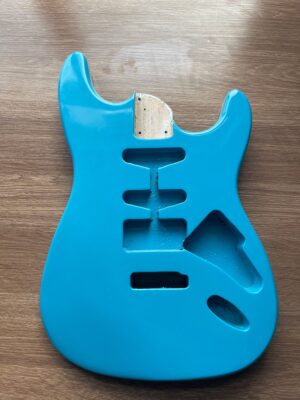 American Okoume Electric Guitar Lake Placid Blue ST Deluxe SSH